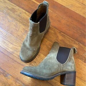 Frye Sabrina Women's Suede Leather Chelsea Short Ankle Boots Bootie